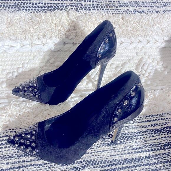 Shoedazzle Size 7.5 Black spike shoes - Picture 3 of 8